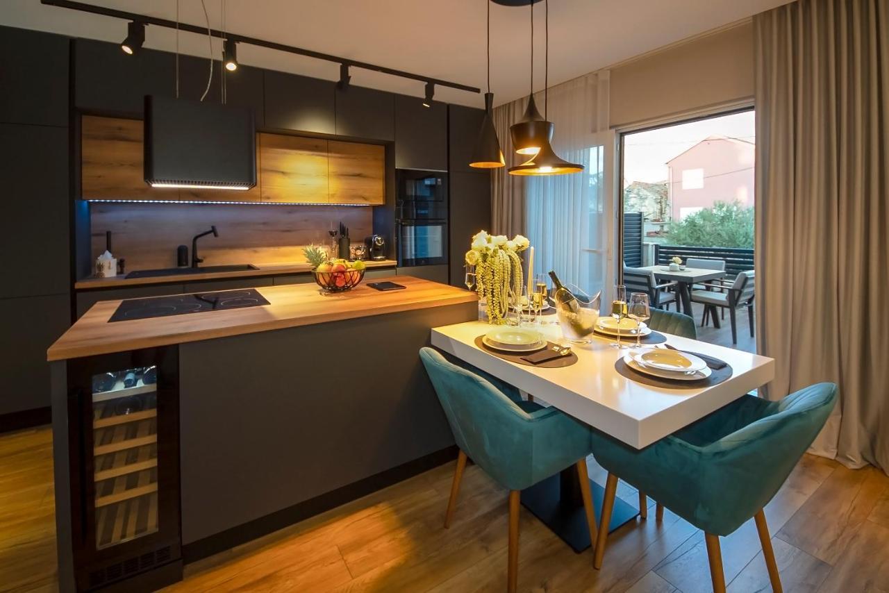 Luxury Apartment Vista Del Sole ชิเบนิก ภายนอก รูปภาพ