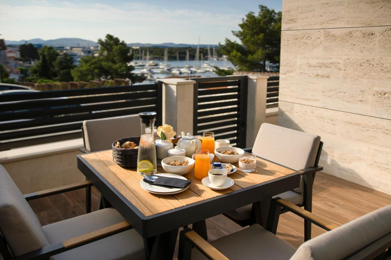 Luxury Apartment Vista Del Sole ชิเบนิก ภายนอก รูปภาพ