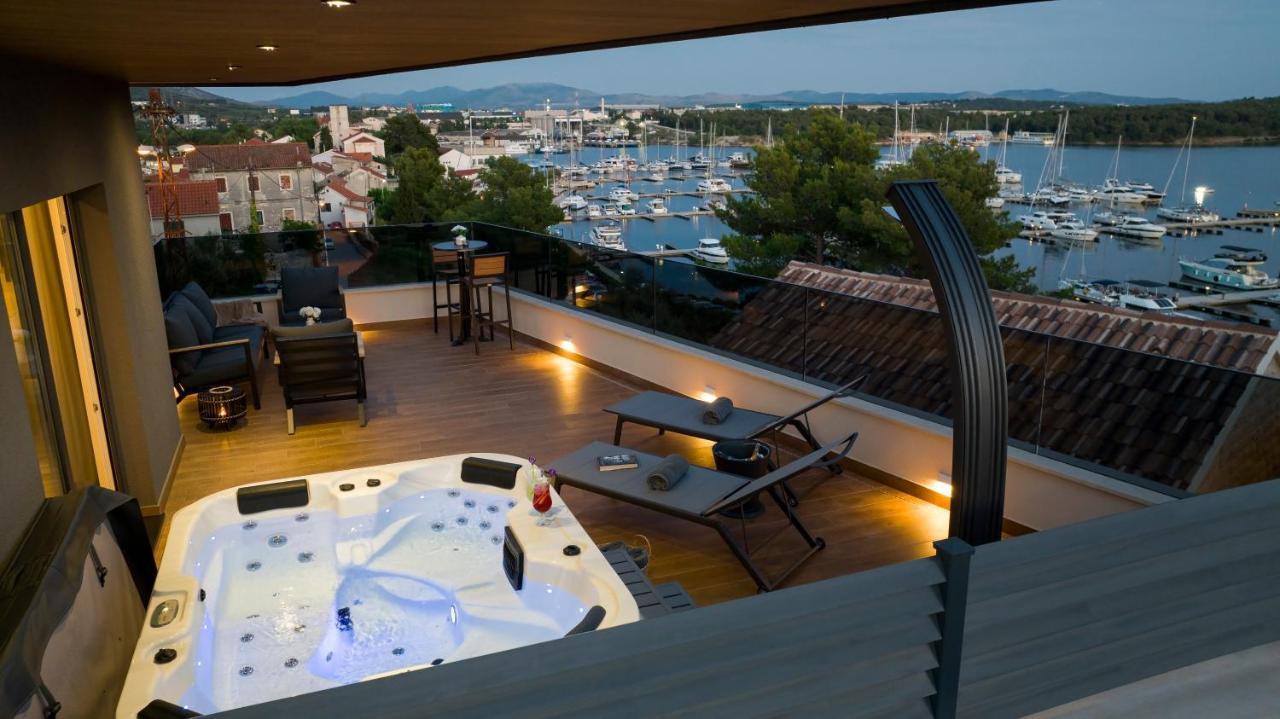 Luxury Apartment Vista Del Sole ชิเบนิก ภายนอก รูปภาพ