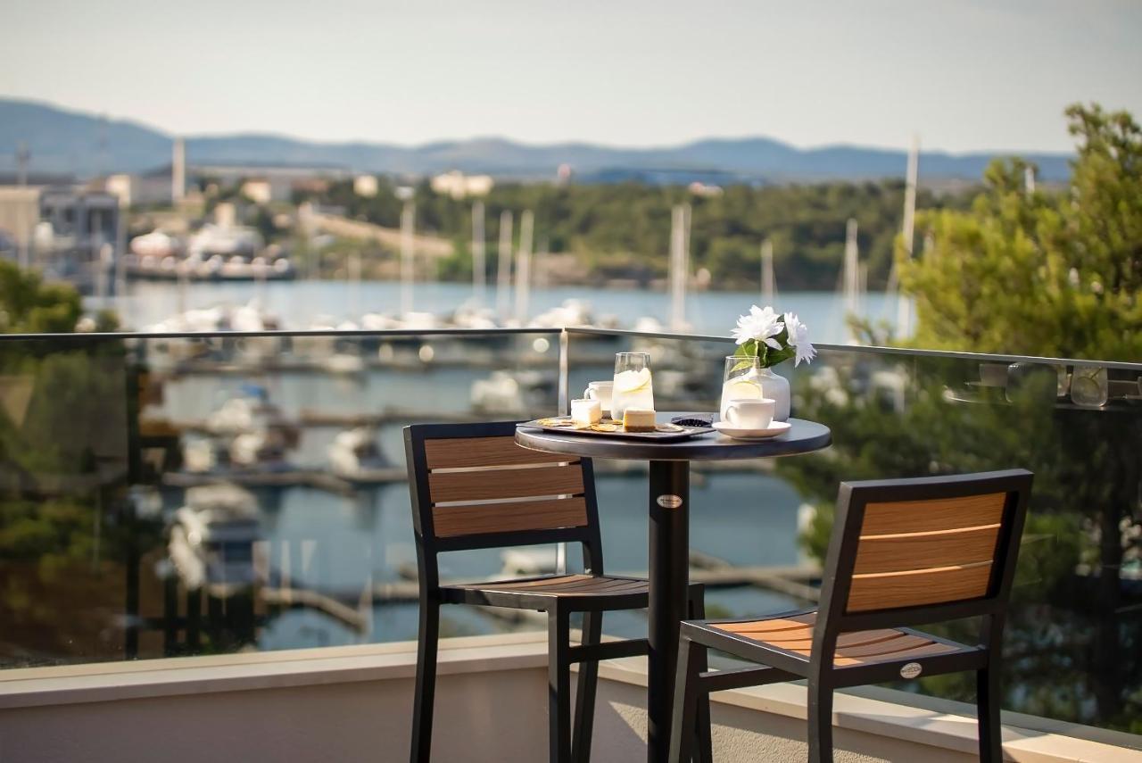 Luxury Apartment Vista Del Sole ชิเบนิก ภายนอก รูปภาพ