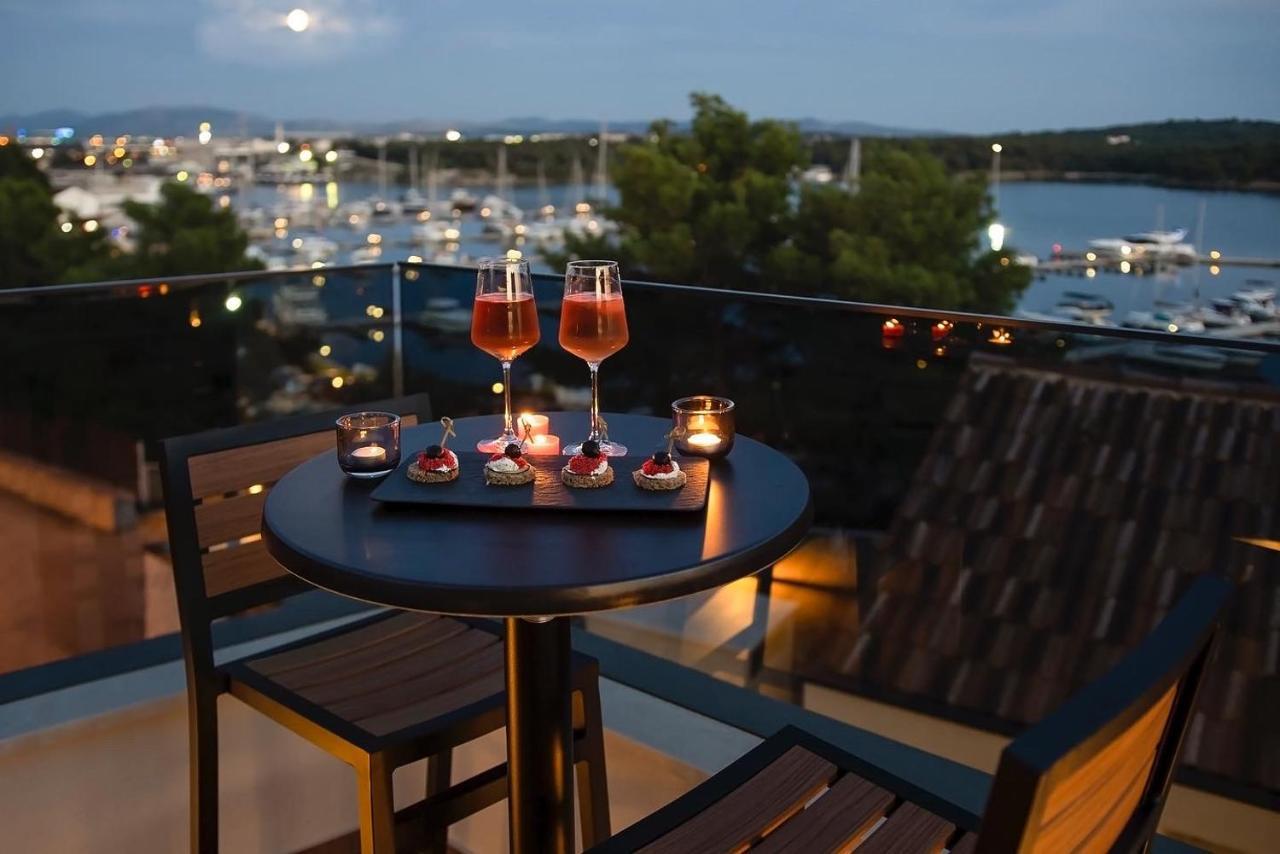 Luxury Apartment Vista Del Sole ชิเบนิก ภายนอก รูปภาพ